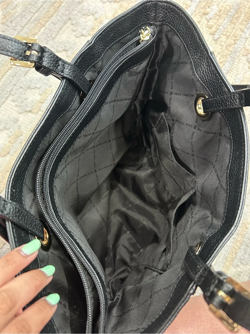 Michael Kors- Tote